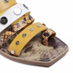 Mules Et Sandales Tongs CARINII - B6027 187-000-000-000 Multicolore, Jaune 11 Mules Et Sandales Tongs CARINII - B6027 187-000-000-000 Multicolore, Jaune -Carinii Soldes 0000207715431 06 ppi