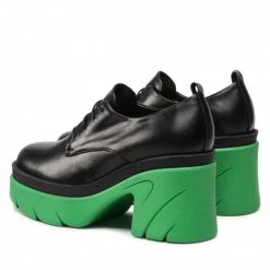 Chaussures Basses CARINII - B7950 E50-000-000-E90 Noir 8 Chaussures Basses CARINII - B7950 E50-000-000-E90 Noir -Carinii Soldes 0000300167076 02 rz