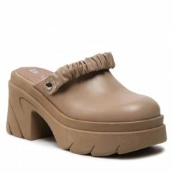 Mules Et Sandales Mules / Sandales De Bain CARINII - B8010 R77-000-000-E90 Beige