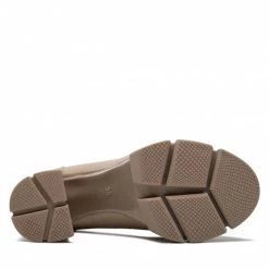 Chaussures Basses CARINII - B8448 R77-00-000-E36 Beige 9 Chaussures Basses CARINII - B8448 R77-00-000-E36 Beige -Carinii Soldes 04 0000301046264 is