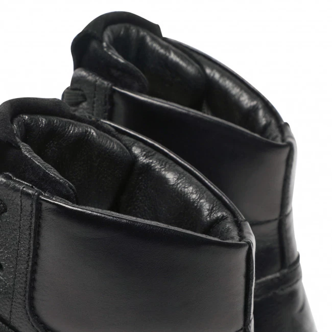 Chaussures Basses Sneakers CARINII - B8366 J23-E50-H20-F44 Noir 5 Chaussures Basses Sneakers CARINII - B8366 J23-E50-H20-F44 Noir – Image 5