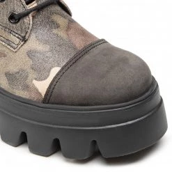 Bottes Et Autres Bottes De Randonnée CARINII - B8377 R91-I69-H20-E81 Kaki -Carinii Soldes 07 0000301043270 mt